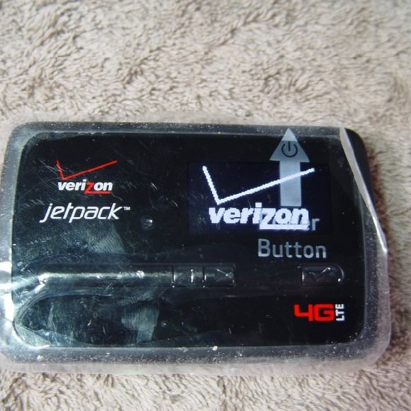 Verizon JetPack MiFi 4620LE 4G LTE Mobile Hotspot - Picture 4 of 7